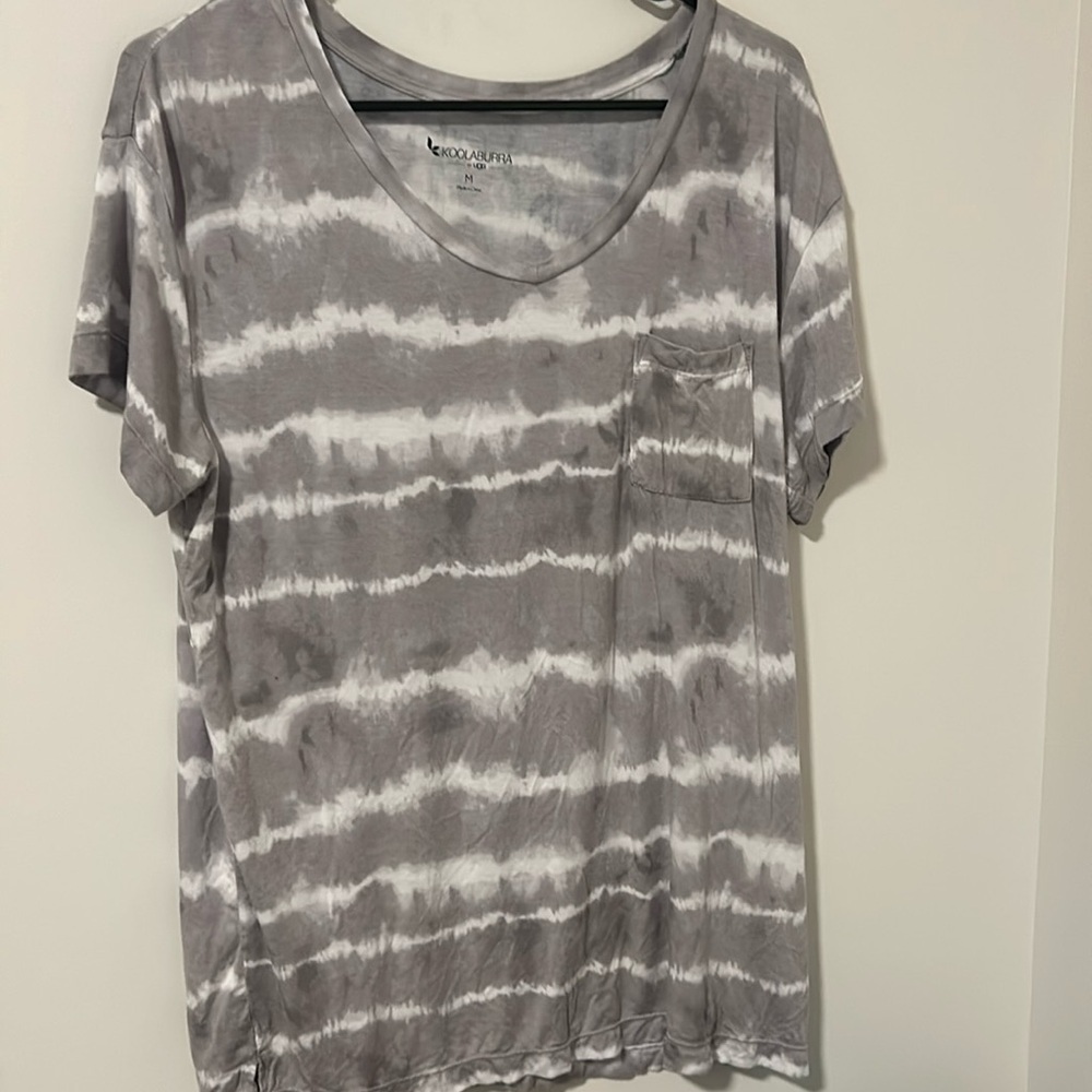 Koolaburra By Ugg Gray Tie Dye Loungewear Scoop Neck T-Shirt Size Medium